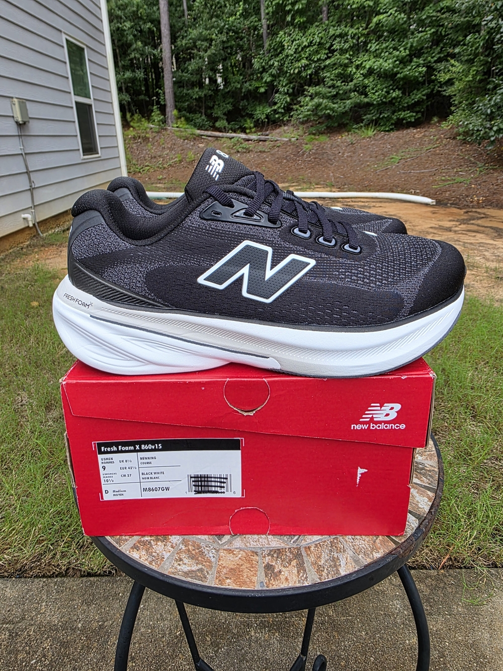 New Balance FF X 860 V15 M8607GW Black/White Running Shoe Women Sz 10.5 Men Sz 9
